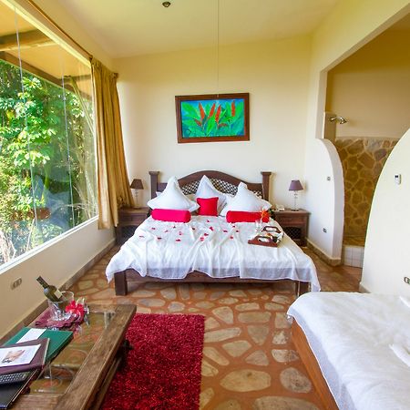 Issimo Suites Boutique Hotel & Spa - Adults Only Manuel Antonio Extérieur photo