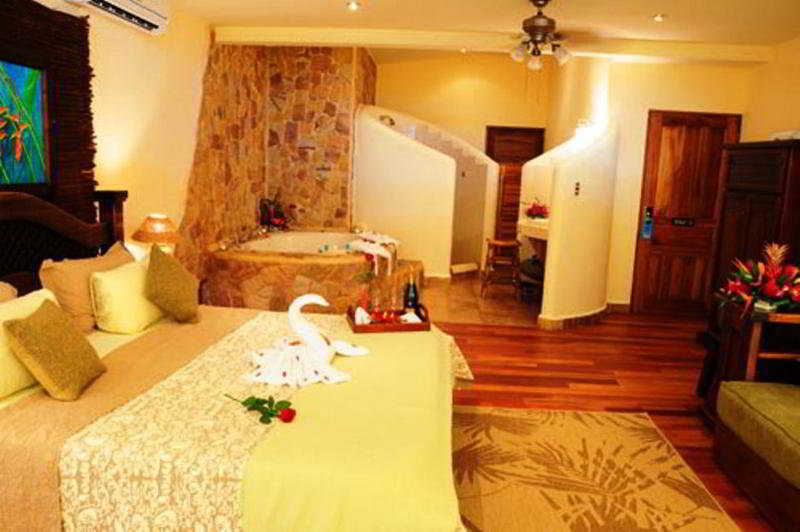 Issimo Suites Boutique Hotel & Spa - Adults Only Manuel Antonio Extérieur photo