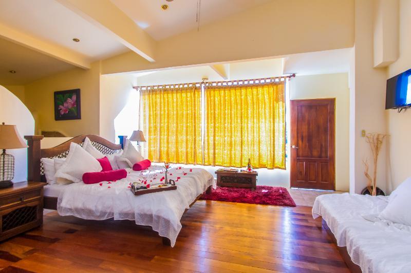 Issimo Suites Boutique Hotel & Spa - Adults Only Manuel Antonio Extérieur photo