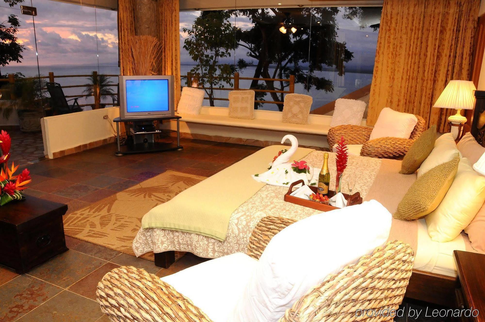 Issimo Suites Boutique Hotel & Spa - Adults Only Manuel Antonio Extérieur photo