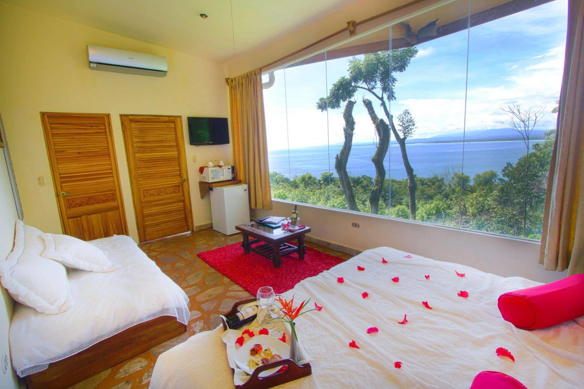 Issimo Suites Boutique Hotel & Spa - Adults Only Manuel Antonio Extérieur photo