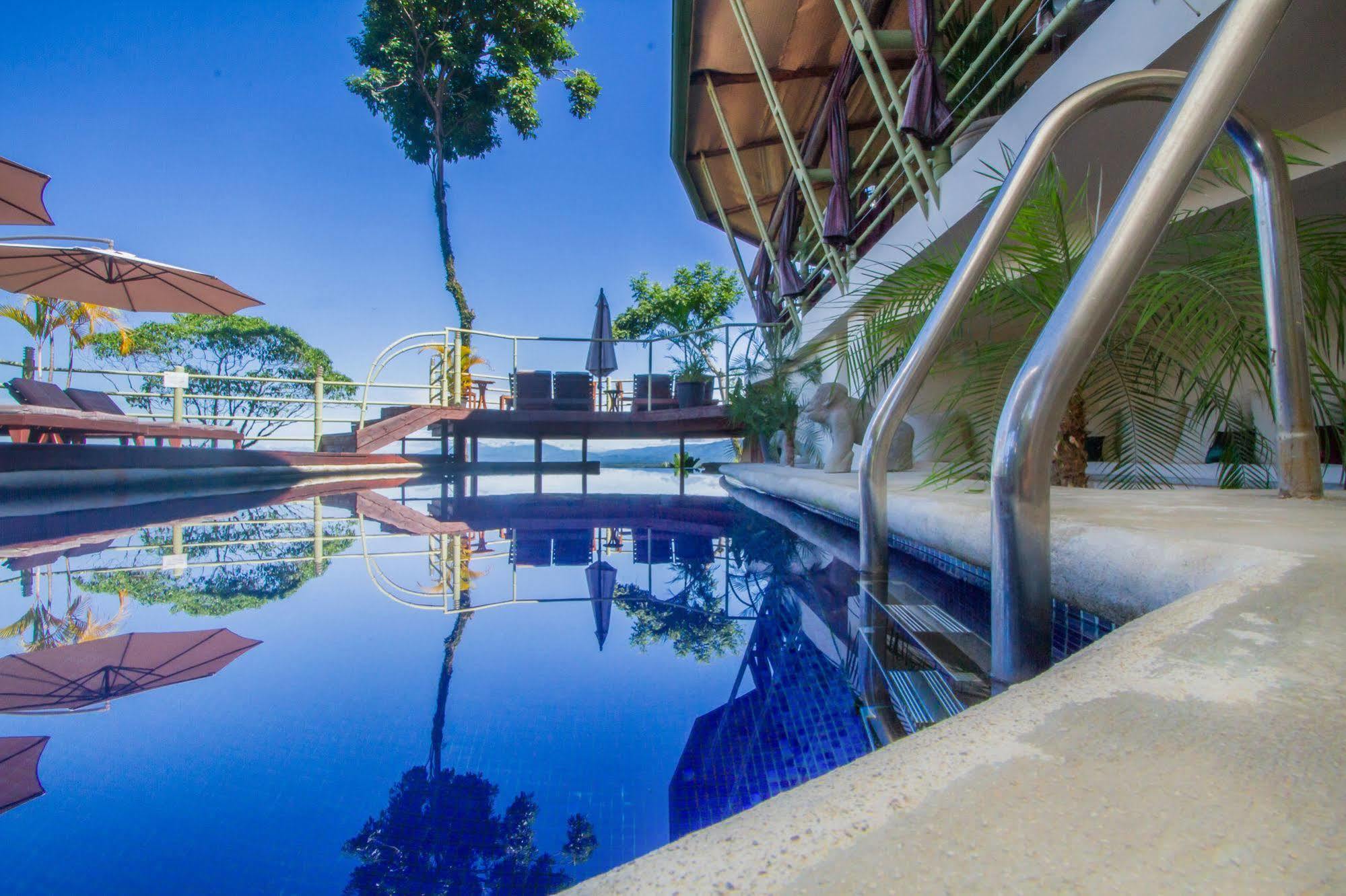 Issimo Suites Boutique Hotel & Spa - Adults Only Manuel Antonio Extérieur photo